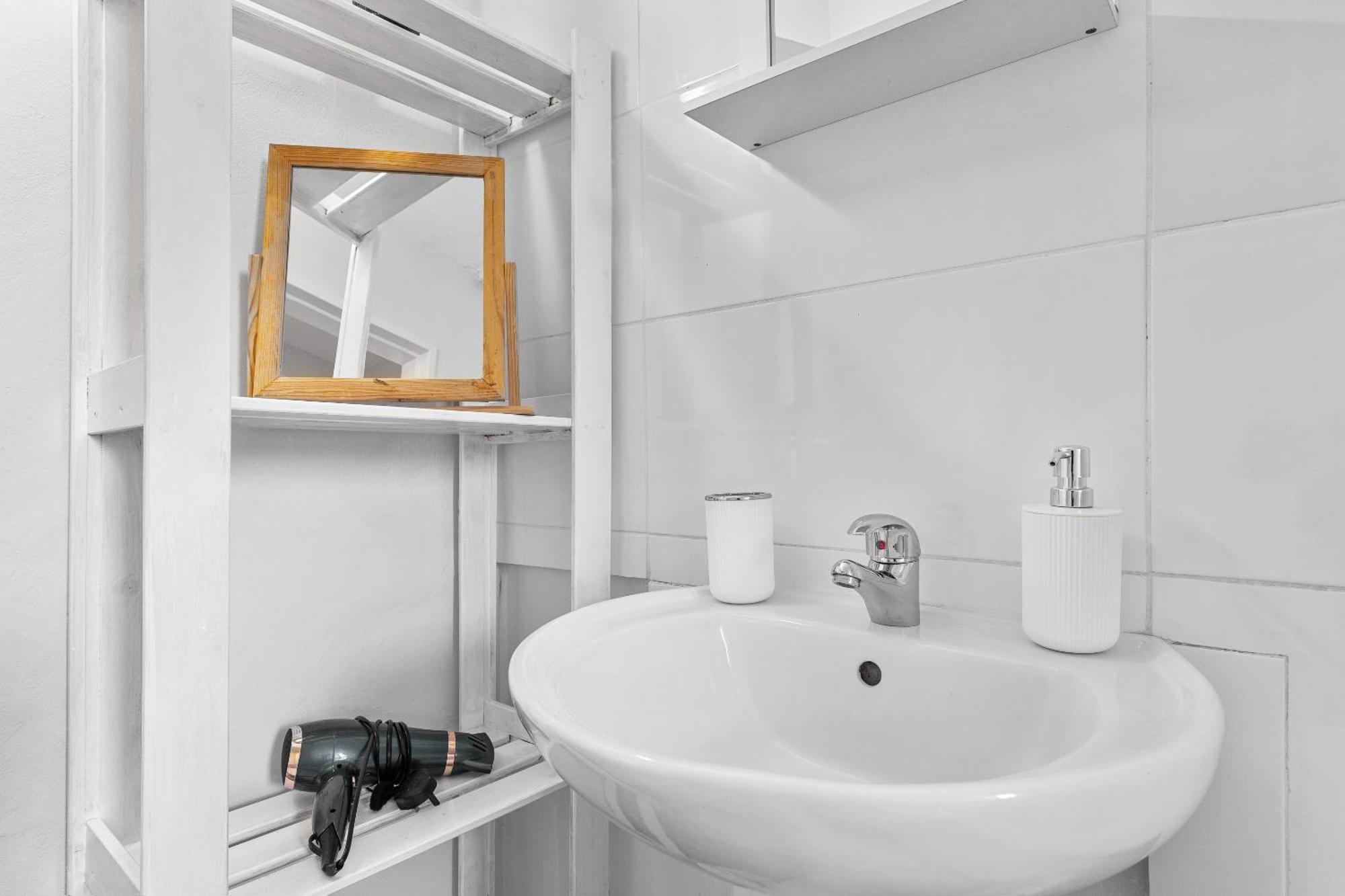 ロンドンBrixton Fbs Hub, Coziest In Townアパートメント エクステリア 写真